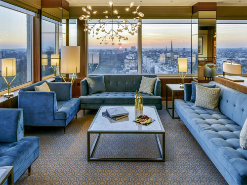 Hotel & Leisure